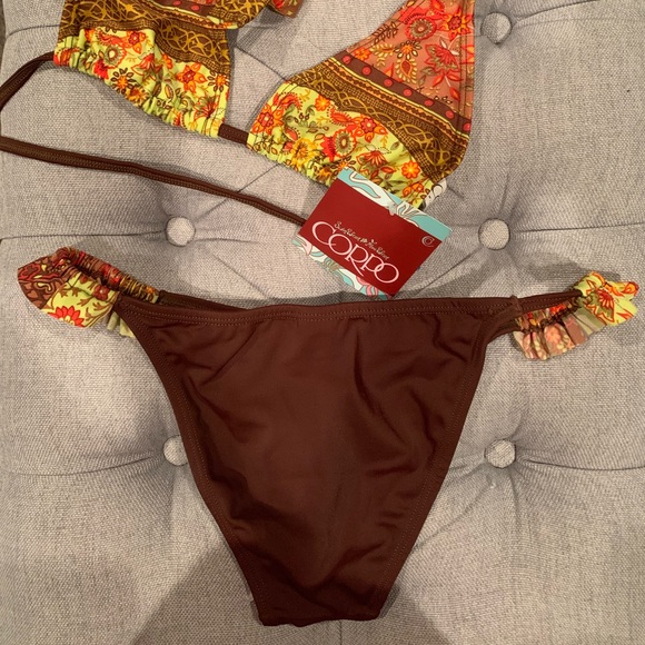 String Bikini - Picture 3 of 3